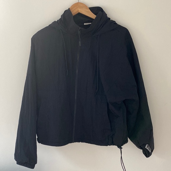 VS PINK black raincoat - Picture 1 of 4